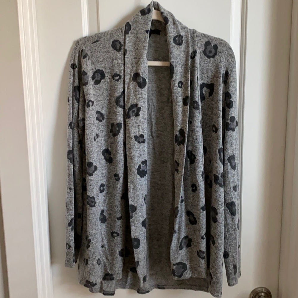 Gibson Cheetah Print Open Cardigan, Size Small